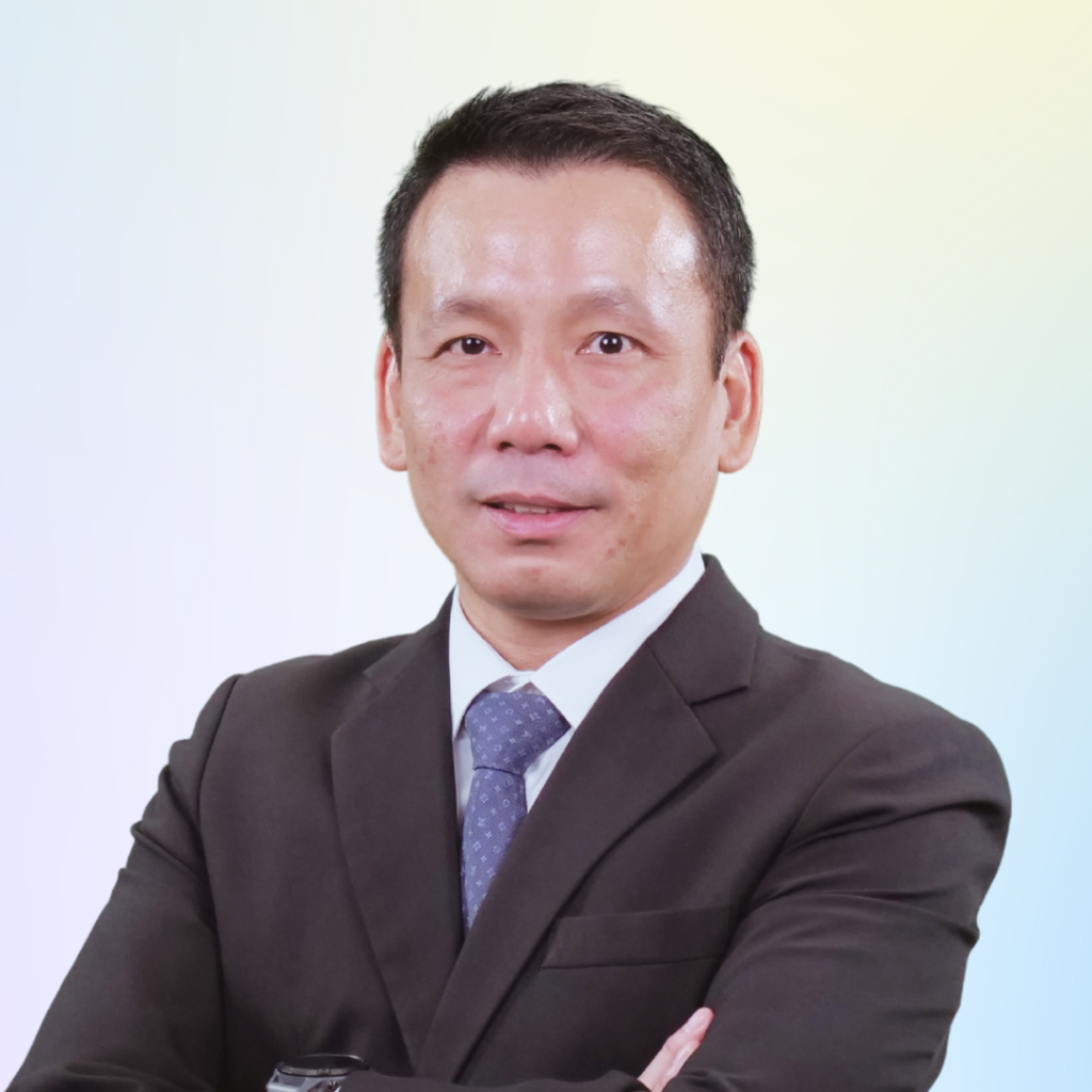 คุณพรหเมศร์ เบ็ญจรงค์กิจ